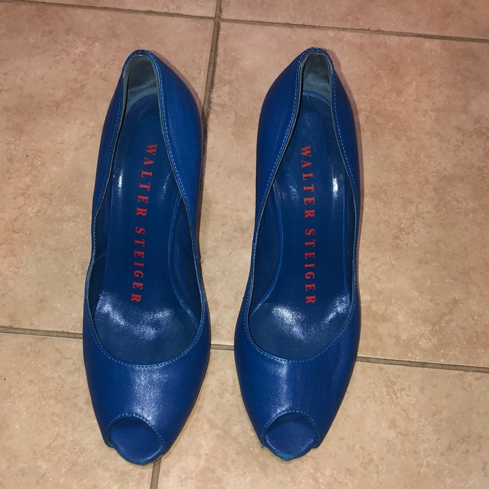 Walter Steiger blue peep toe heel
